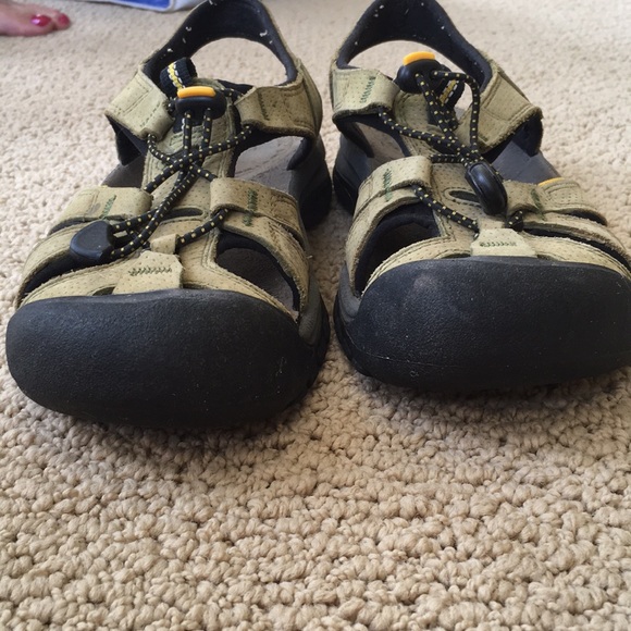 Keen Shoes Womens Light Green Keens Hiking Sandals Poshmark